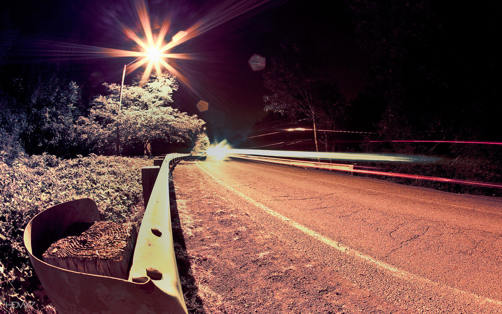 A Corner In The Dark With A Street Lamp Shining Wallpaper - Night Road - HD Wallpaper 