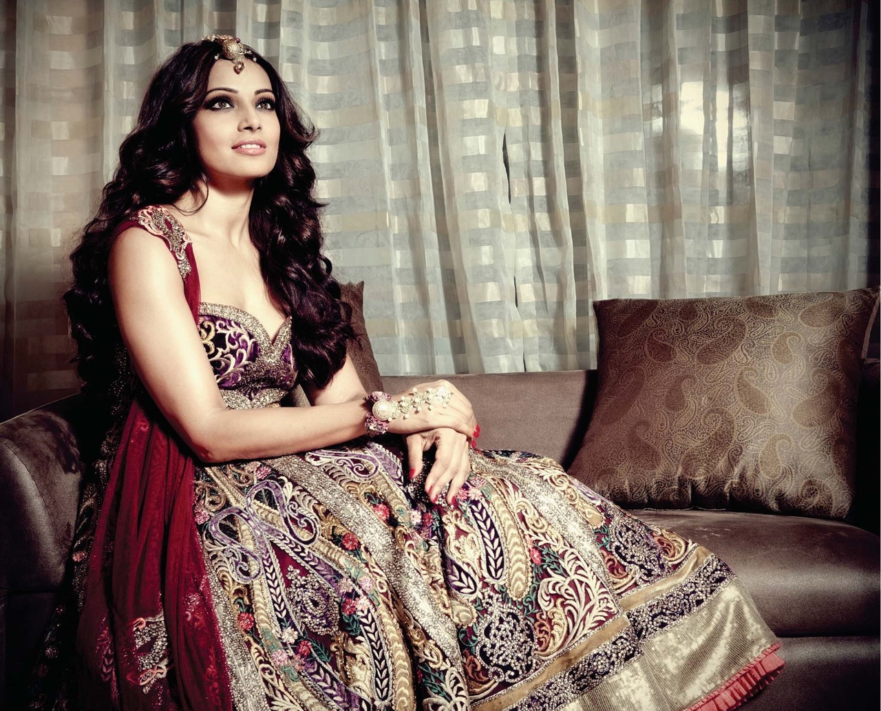 Bipasha Basu - 1280x1033 Wallpaper Bipasha Basu - 1280x1033 Wallpaper