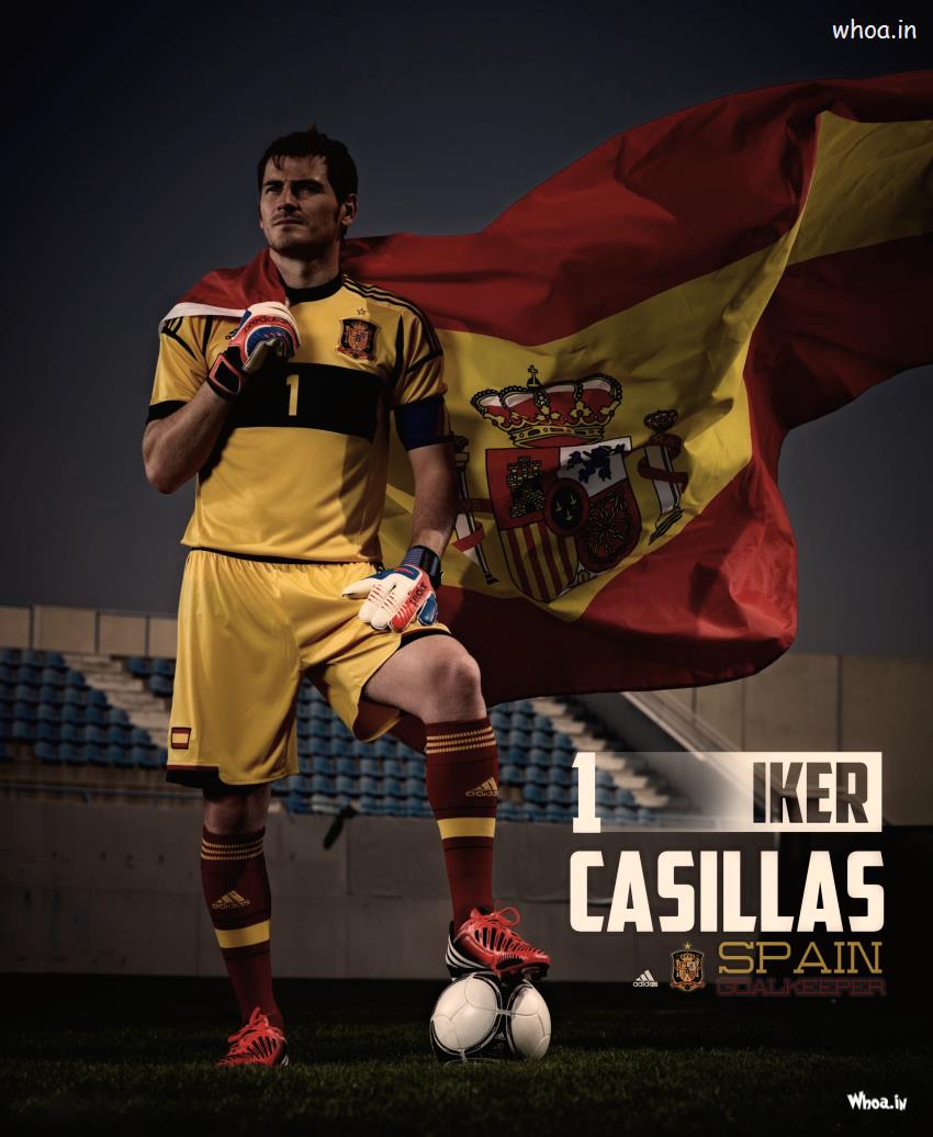 The Spain Goalkeeper Iker Casillas With Spain National - Iker Casillas - HD Wallpaper 