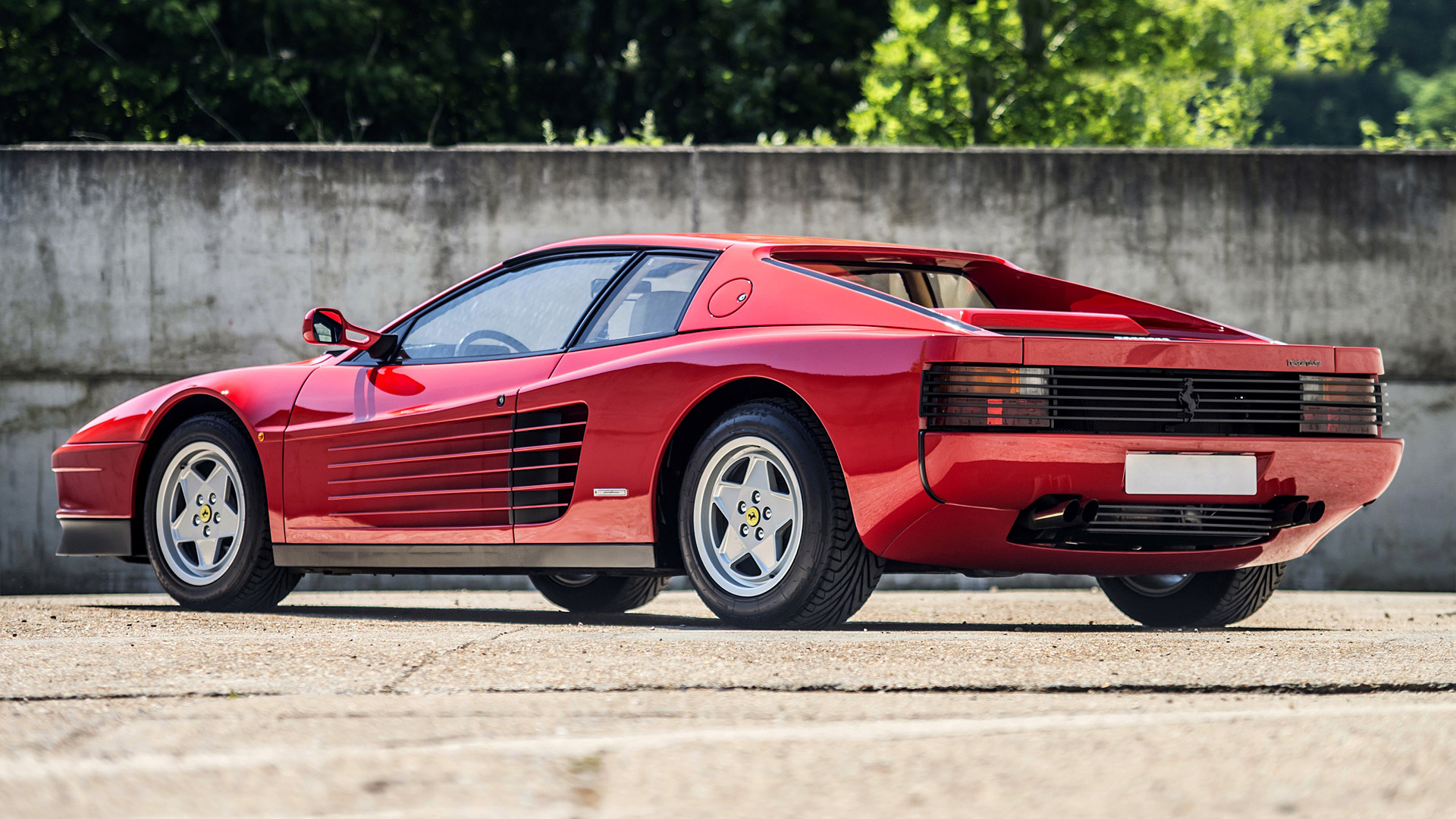 Ferrari Testarossa Wallpaper 4k - HD Wallpaper 