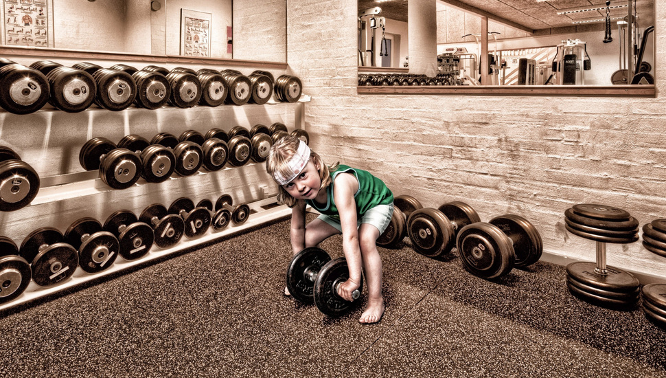 Dumbbells, Child, Gym Desktop Background - Hd Wallpaper Baby Gym - HD Wallpaper 