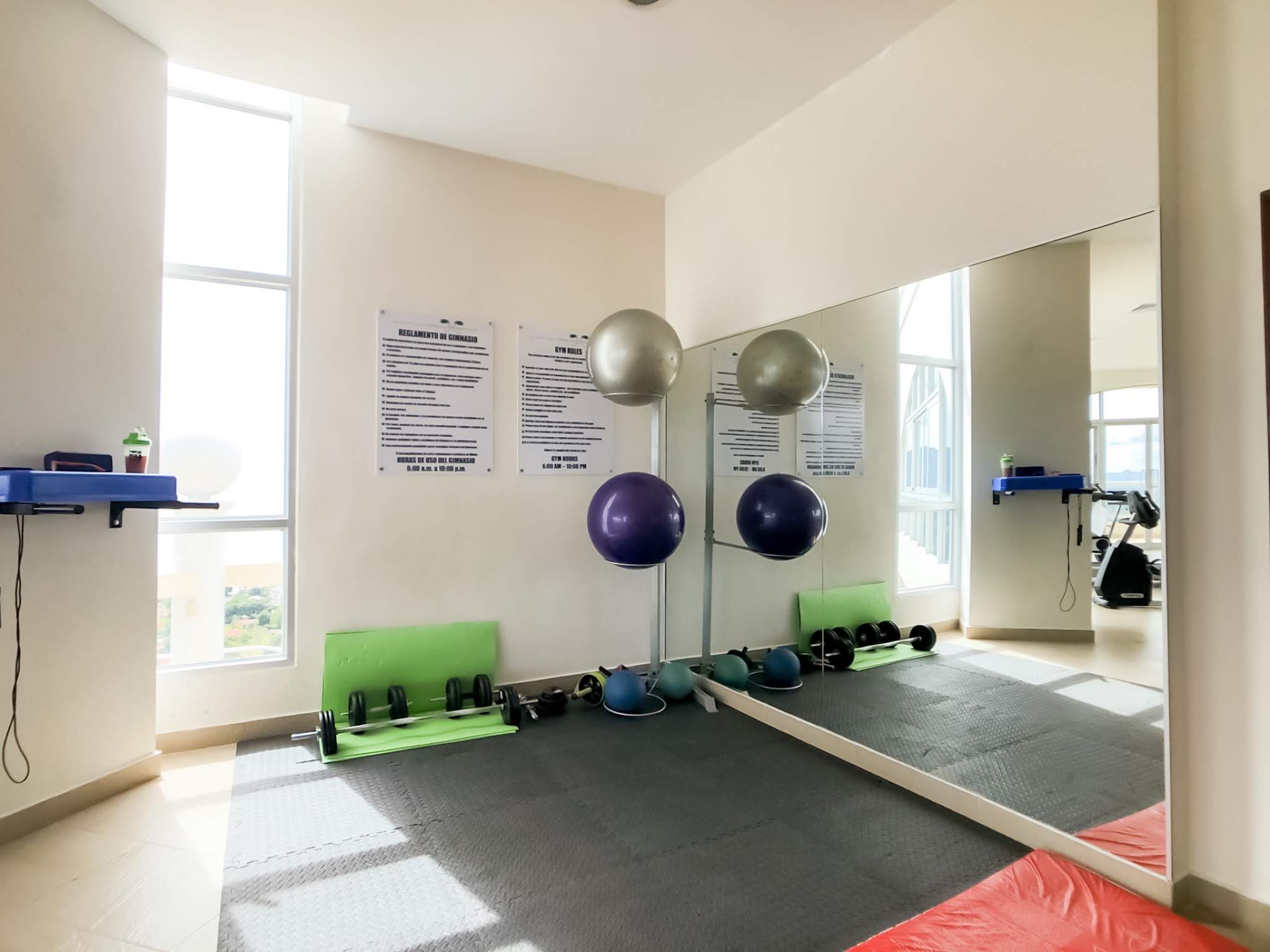 Gym - HD Wallpaper 