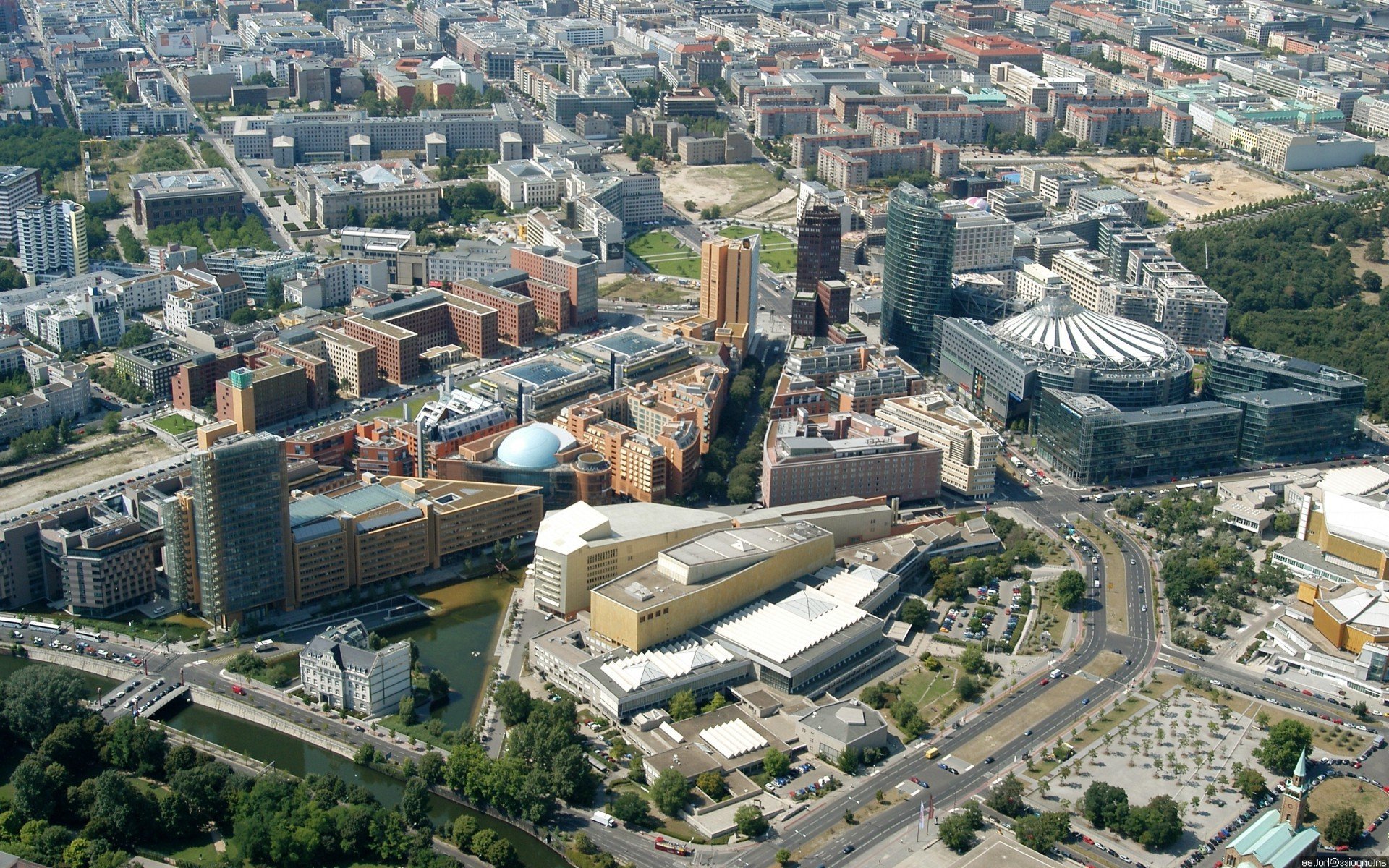 Berlin Germany 16187 Wallpaper - Aerial Photography - HD Wallpaper 