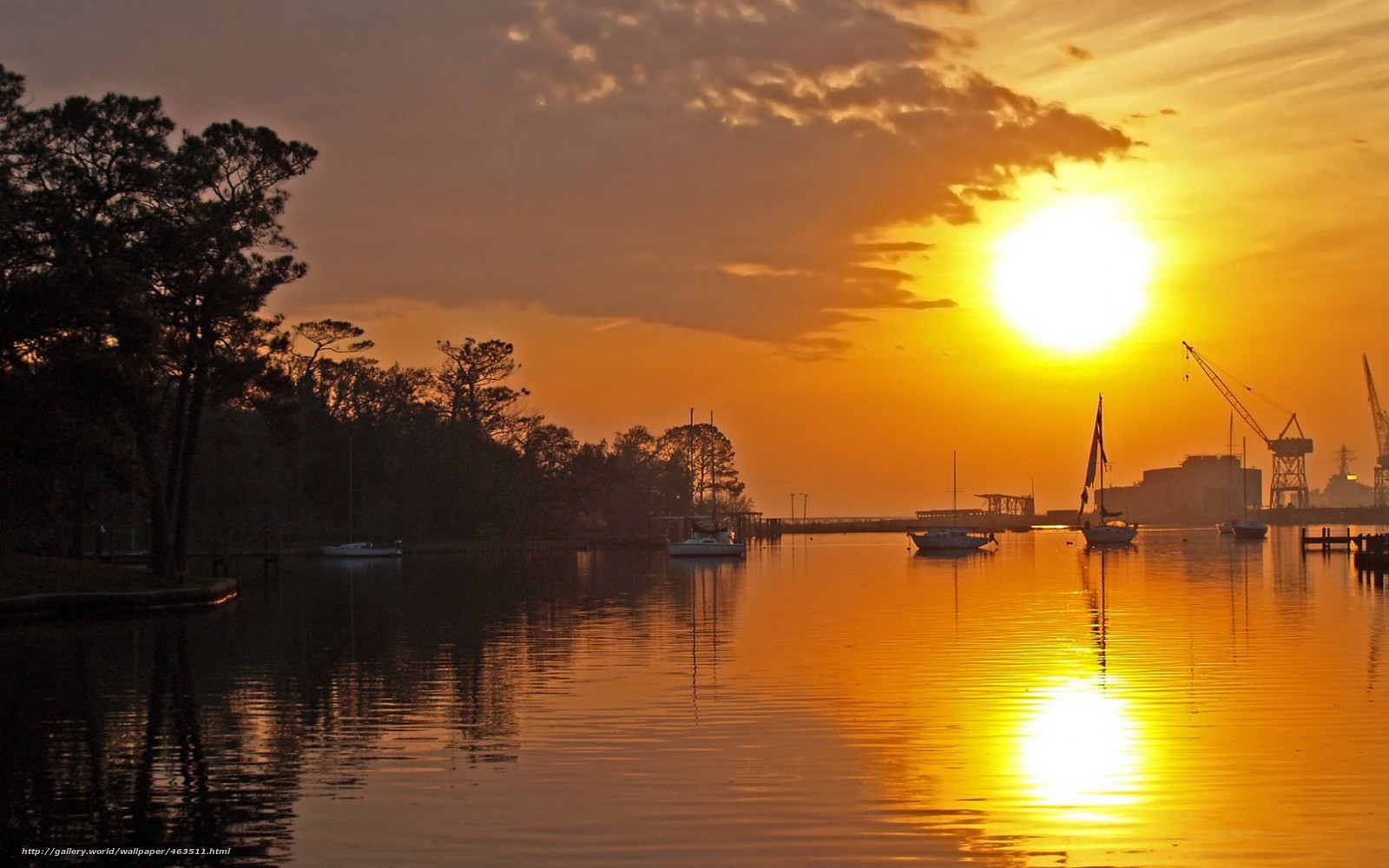 Download Wallpaper Water, Smooth Surface, Yacht, Mast - 1600x1000 Wallpaper Download Wallpaper Water, Smooth Surface, Yacht, Mast - 1600x1000 Wallpaper