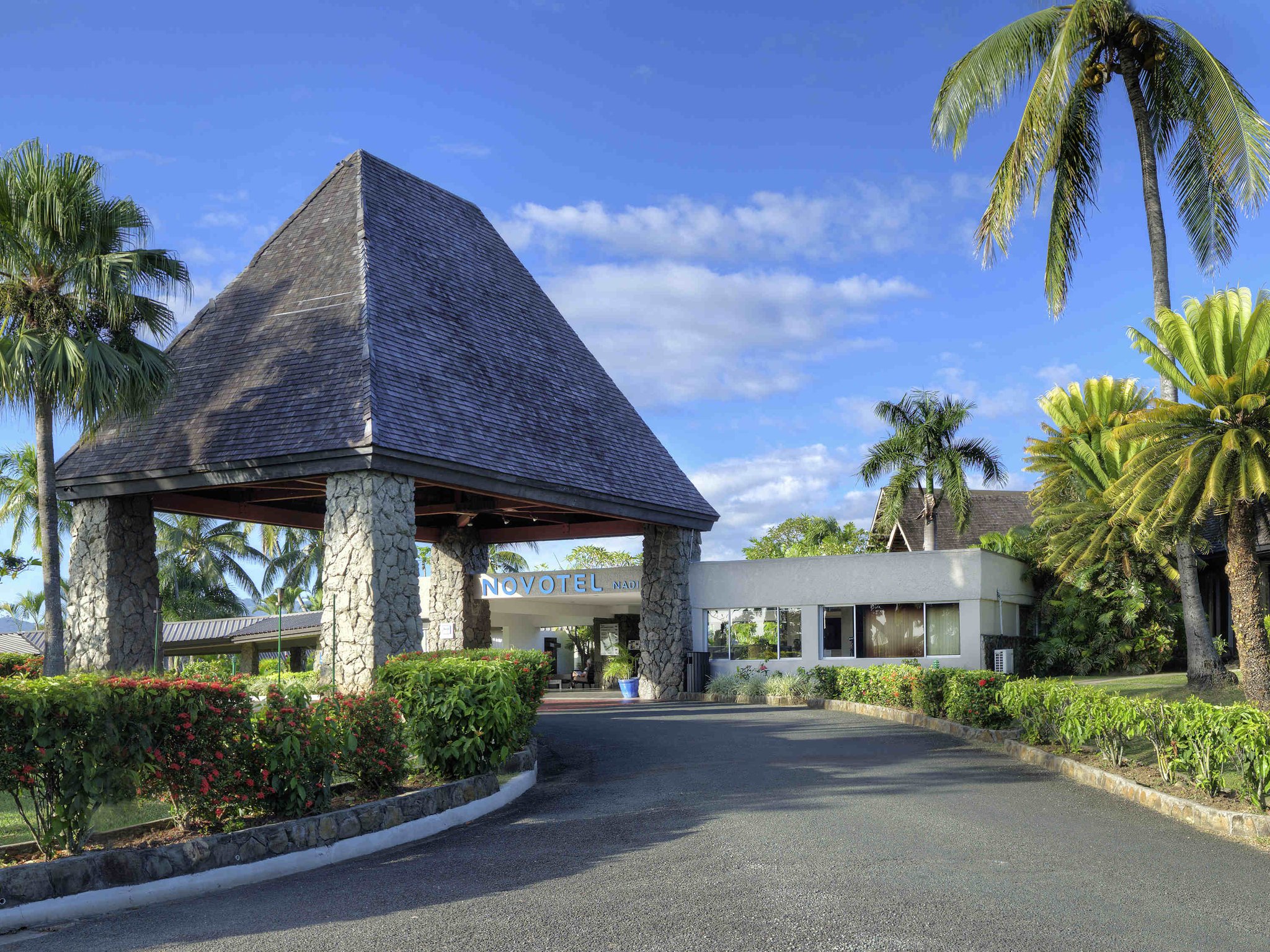 Novotel In Nadi Fiji - HD Wallpaper 