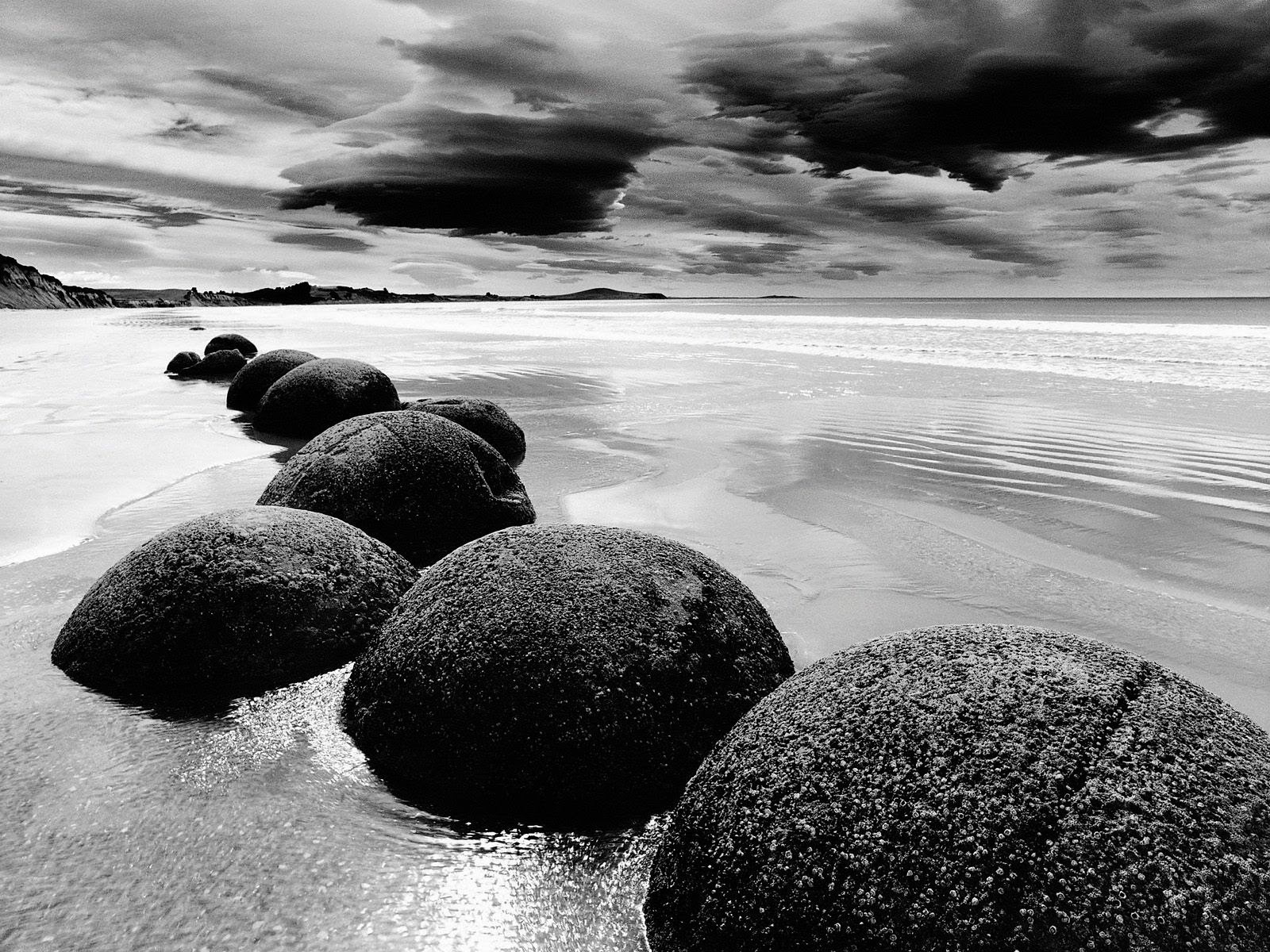 River Black And White - HD Wallpaper 