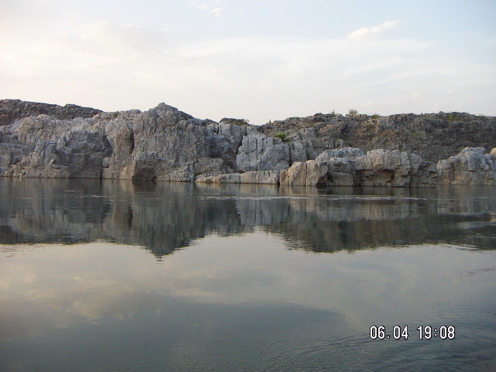Narmada River - HD Wallpaper 