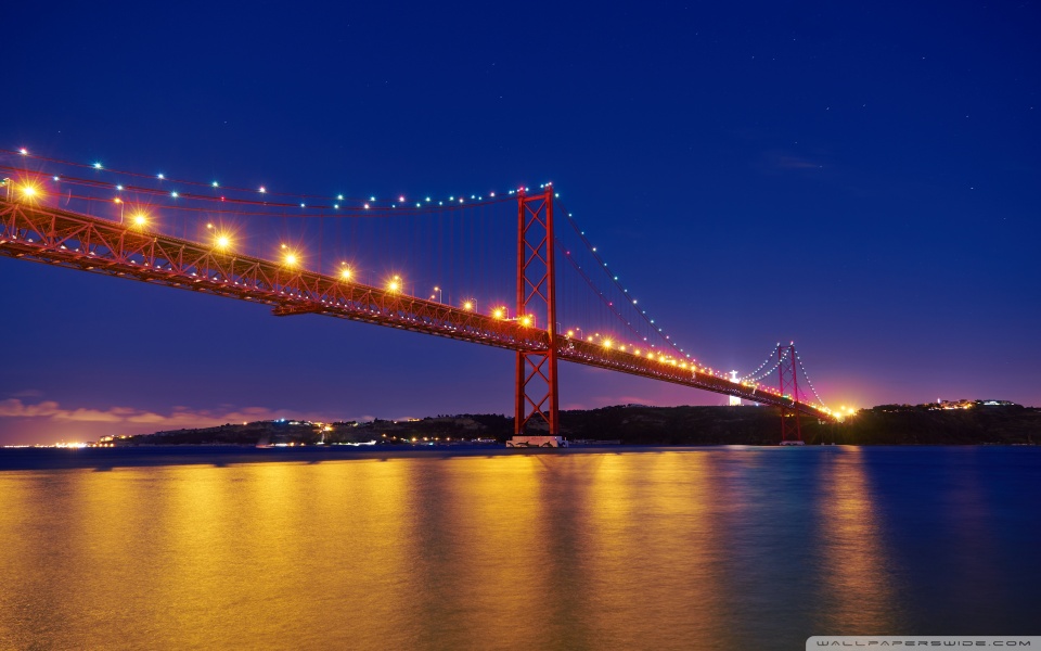 25 De Abril Bridge Night - HD Wallpaper 