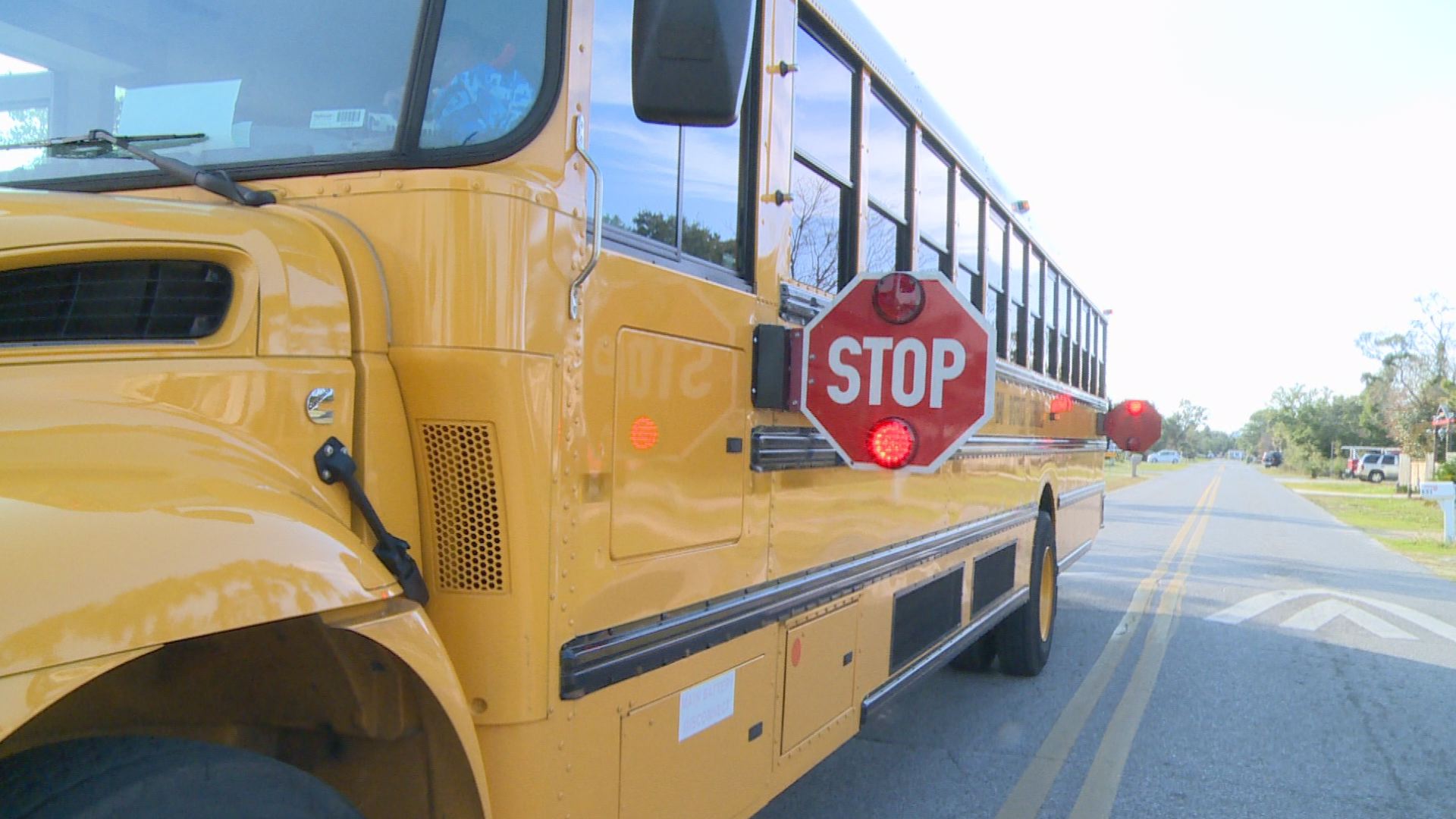 Commercial Vehicle - HD Wallpaper 