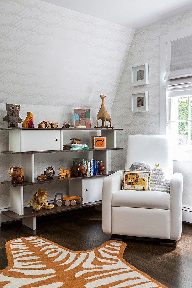 New York Glider Recliner Chair With Cowhide Rugs Nursery - Living Room - HD Wallpaper 