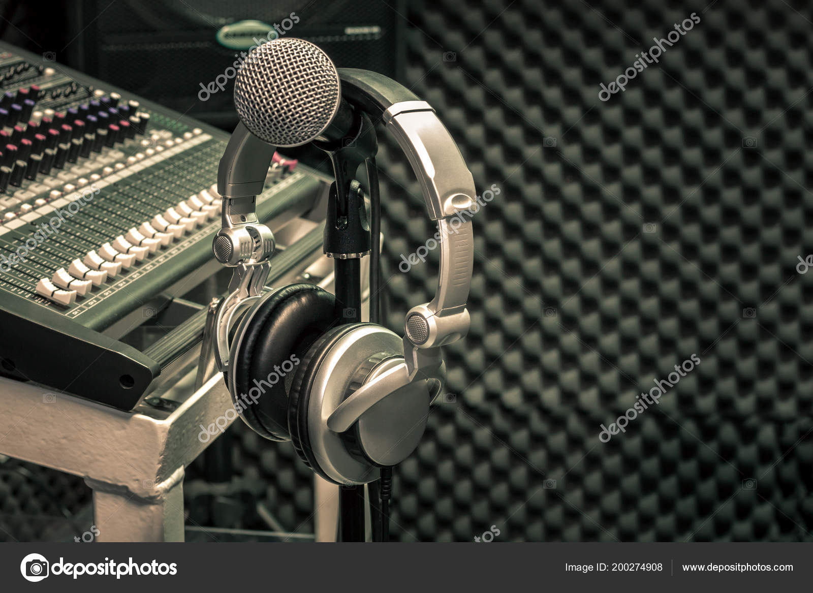 De Estudio De Musica Microfone E Fone De Ouvido - HD Wallpaper 