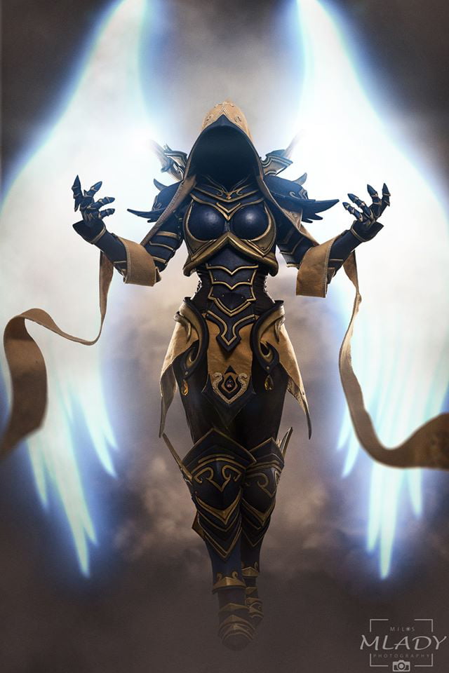 Heroes Of The Storm Auriel Cosplay - HD Wallpaper 
