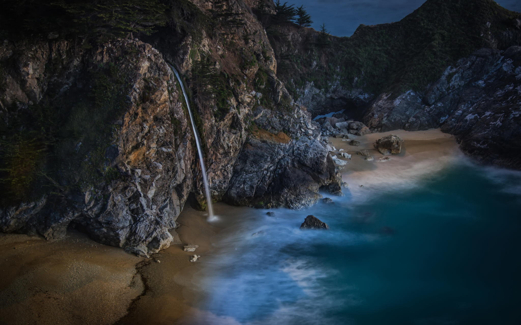 Julia Pfeiffer Burns State Park, Mcway Falls - HD Wallpaper 