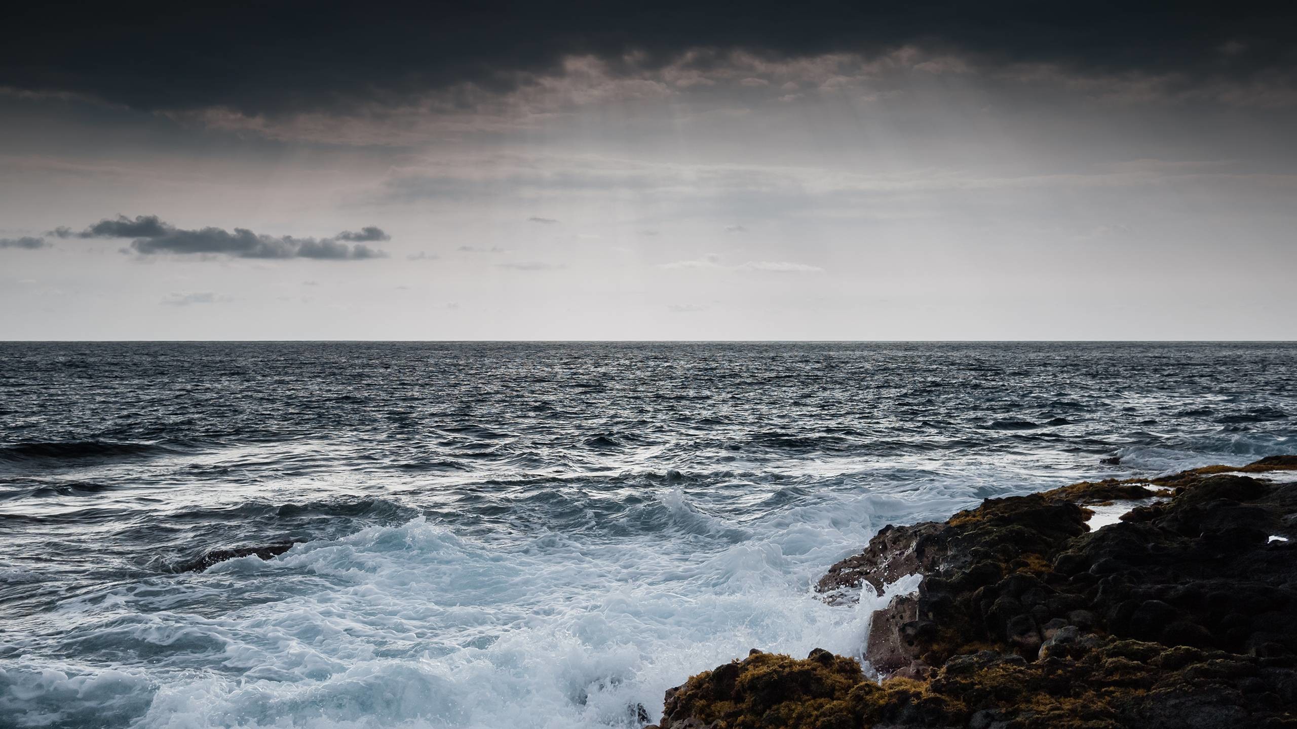Pix For > Stormy Sea Wallpaper 
 Data-src - HD Wallpaper 