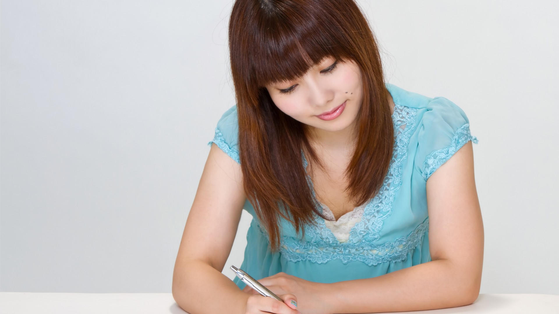 Pegawai Kantor Jepang Hot - HD Wallpaper 