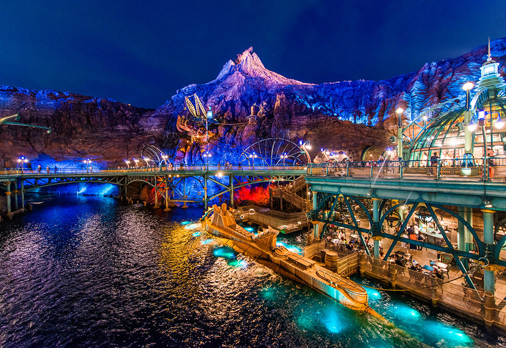 15 Tempat Wisata Di Tokyo Jepang Yang Sebaiknya Anda - Japan Tokyo Disney Sea - HD Wallpaper 