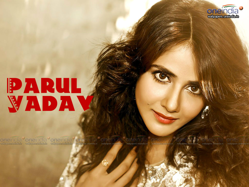 Parul Yadav - HD Wallpaper 