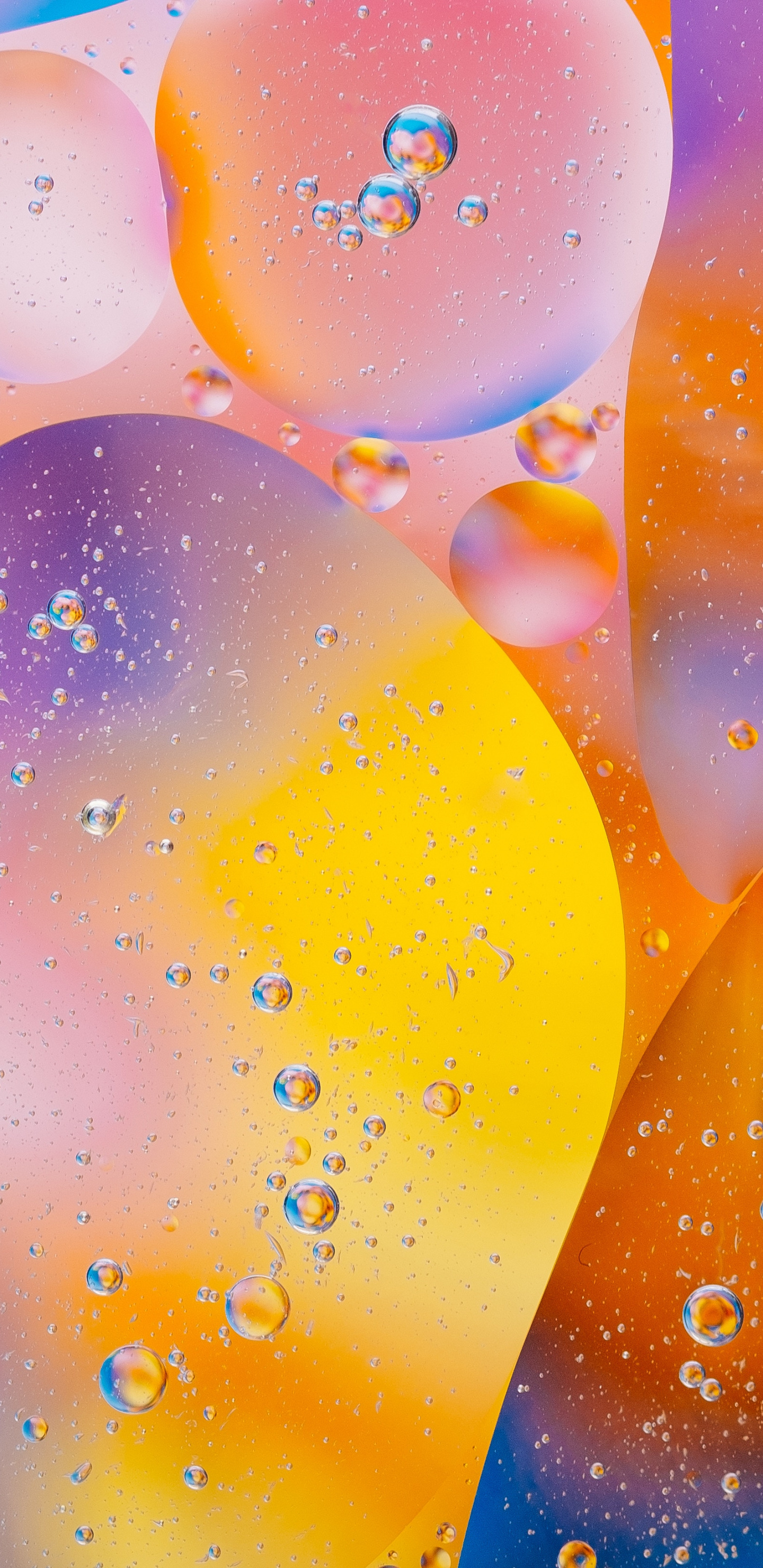 Colorful Water Bubbles Wallpaper For Iphone - HD Wallpaper 