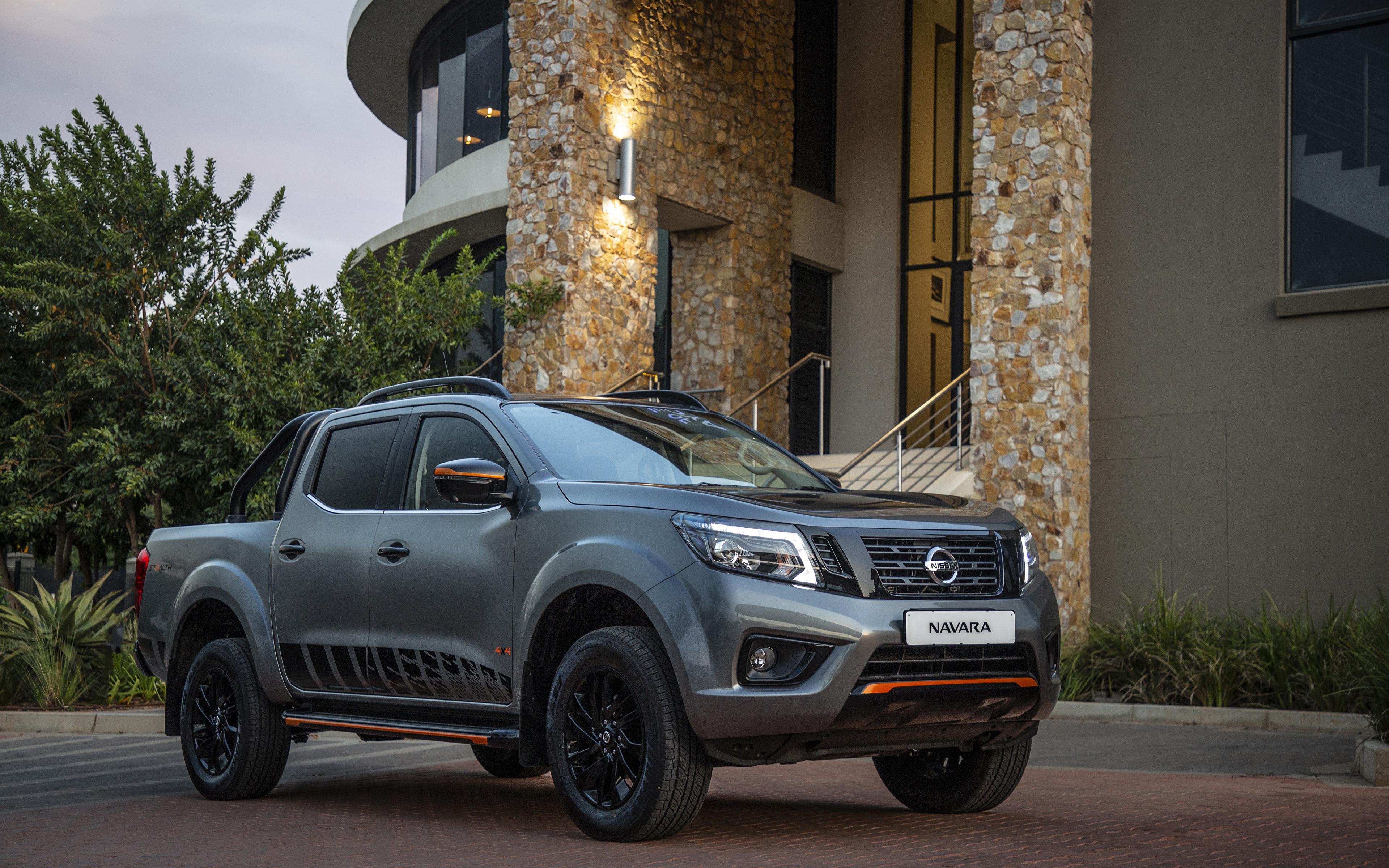 Nissan Navara Stealth - HD Wallpaper 