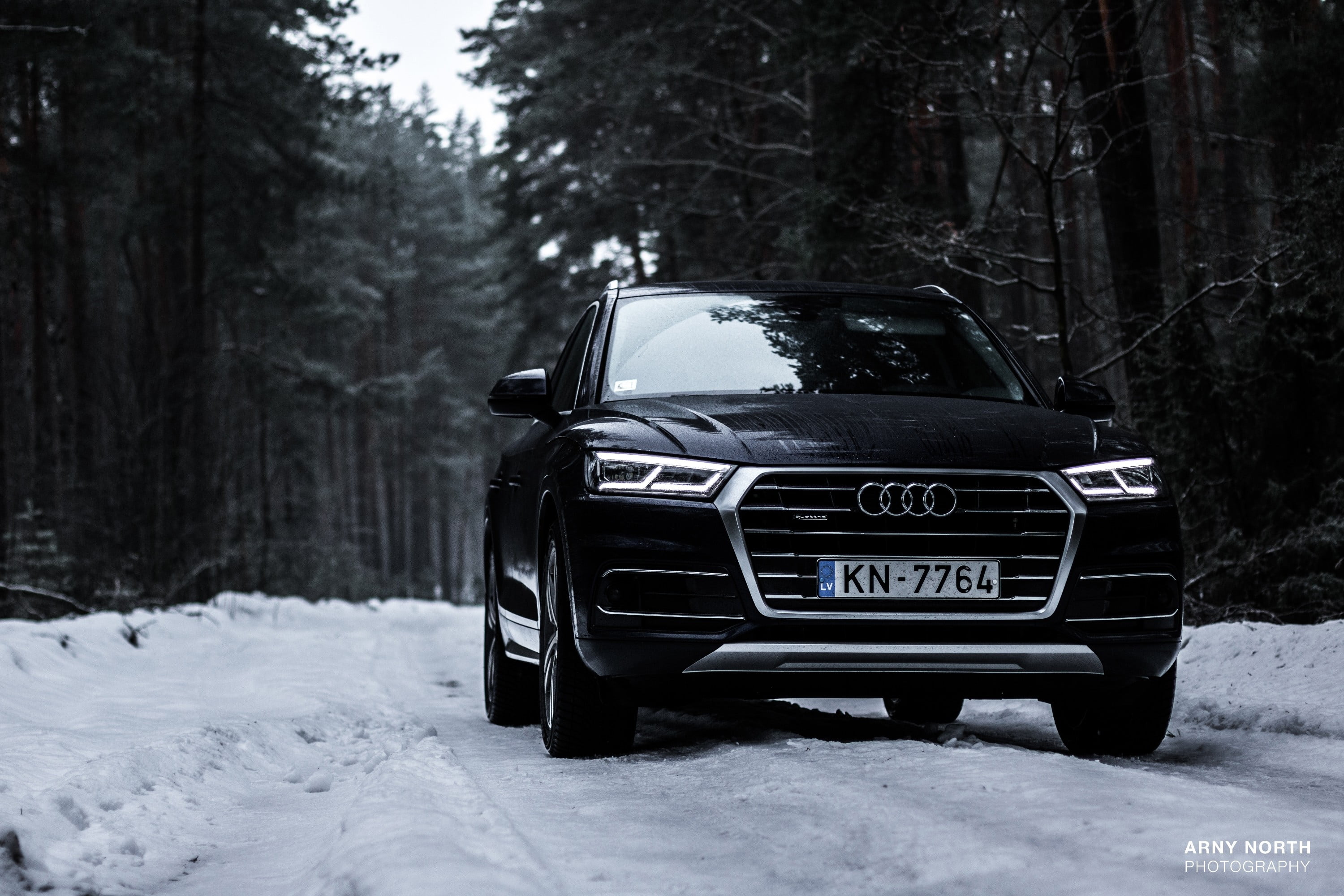 Black Audi Wallpaper - HD Wallpaper 