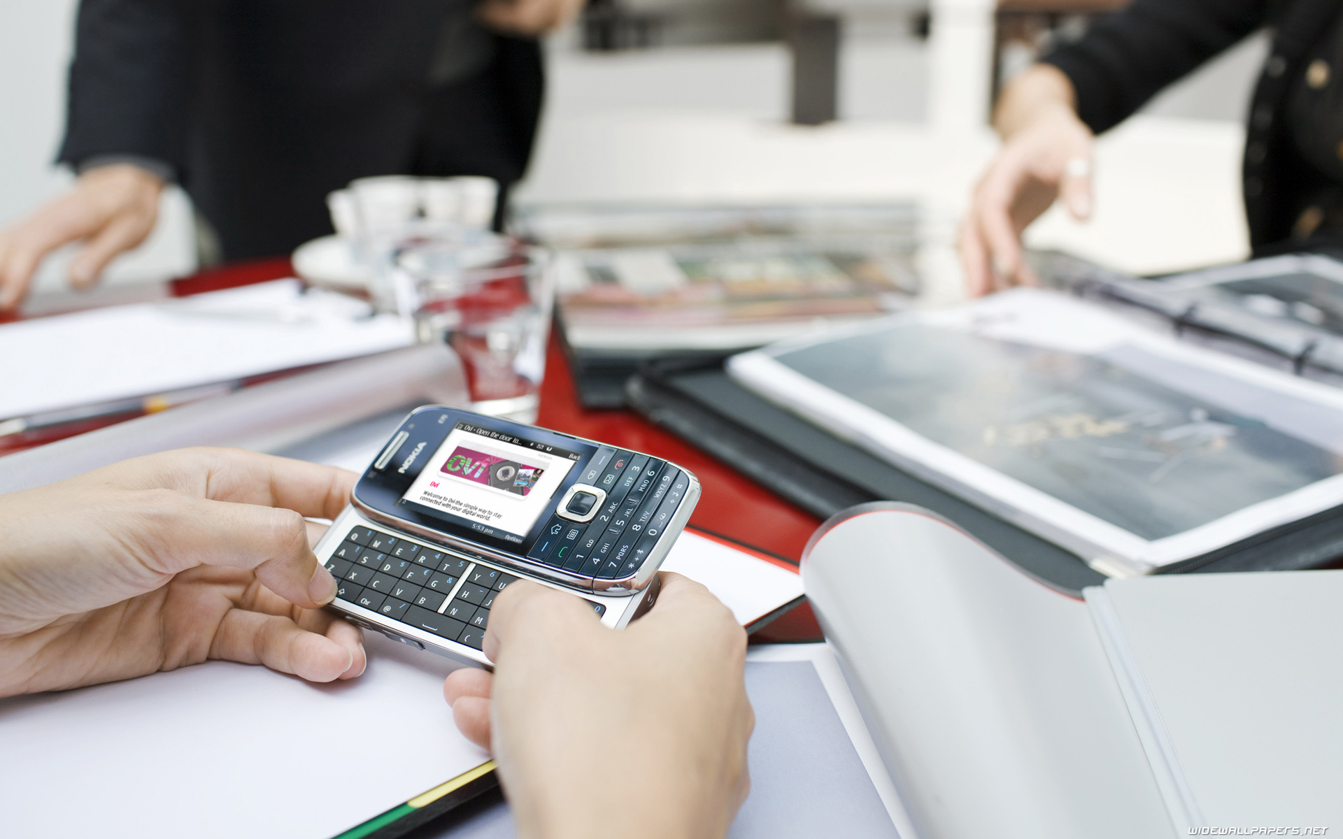 Mobile Phone - HD Wallpaper 