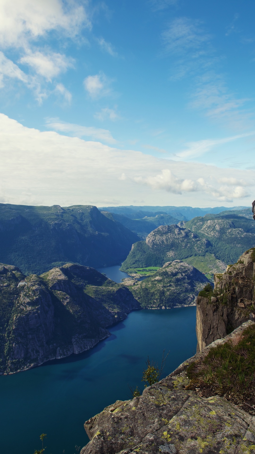 Lonely, Mountain, Nature, Clouds, Panorama, Sky, Hiker, - Adventure Traveller - HD Wallpaper 