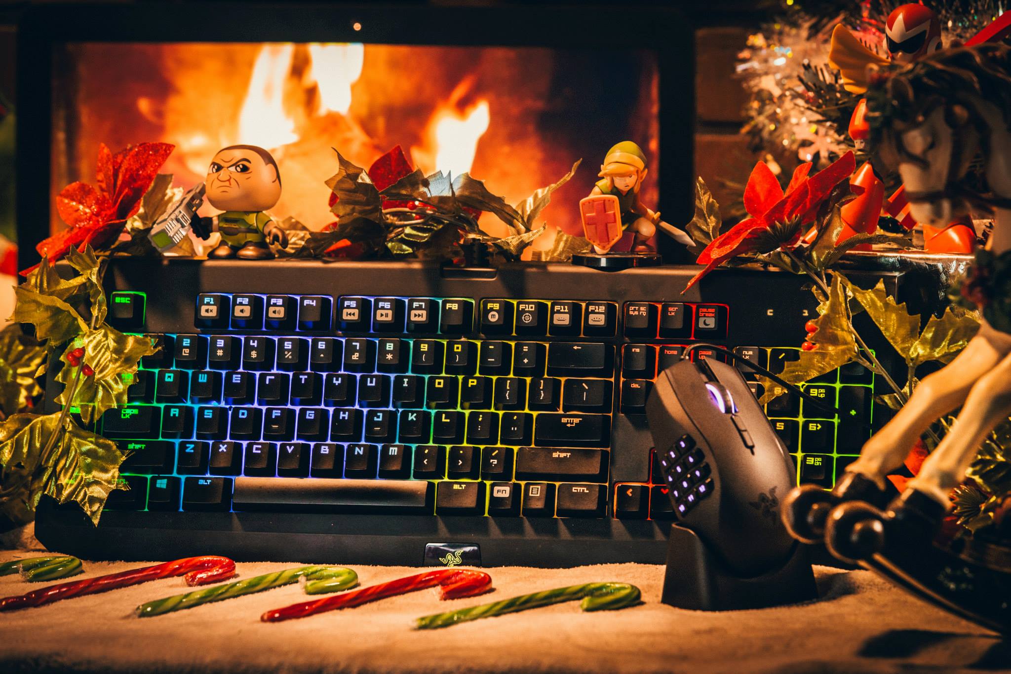10841821 10153470059672576 8117702072873551176 O - Merry Christmas Razer - HD Wallpaper 