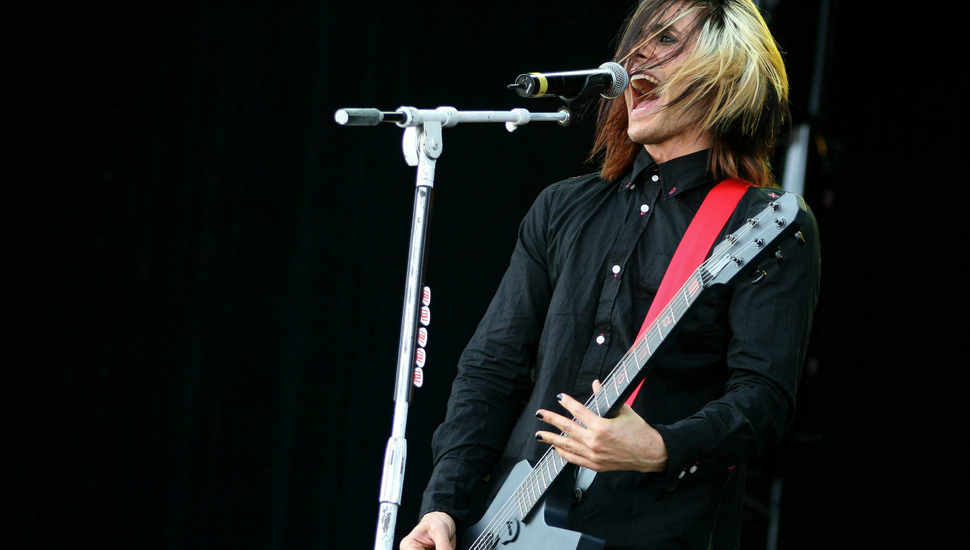 Guitar, Jared Leto, 30 Seconds To Mars, Jared Leto, - Джаред Лето С Гитарой - HD Wallpaper 