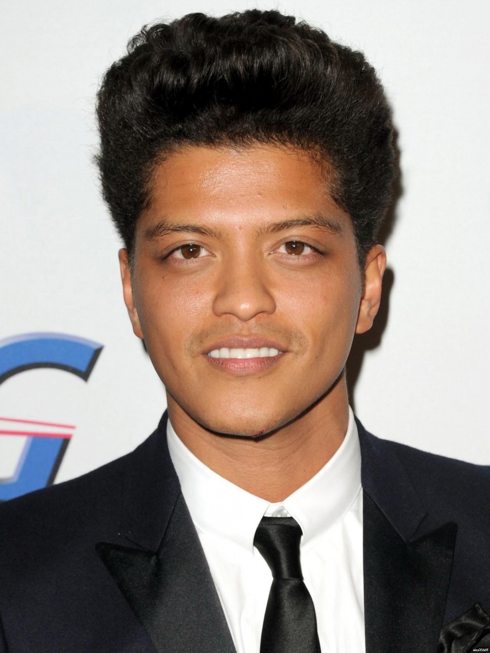 Bruno Mars Best Quotes - HD Wallpaper 