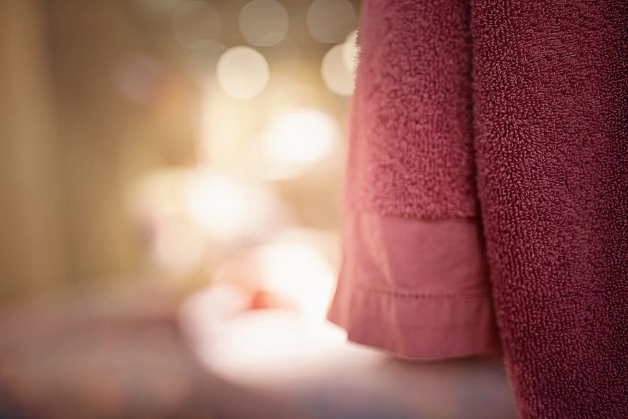 Towel, Fabric, Soft, Pink, Bokeh, Terry, Light, Shower, - Fotografi Handuk - HD Wallpaper 