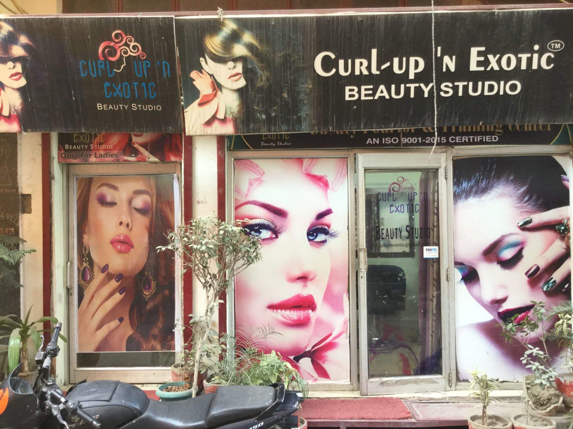 Shahdara Best Beauty Parlour - HD Wallpaper 