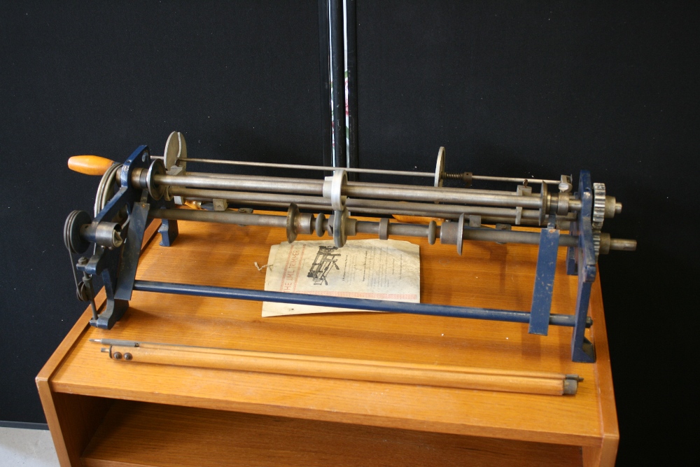 A Vintage Wallpaper Cutting Machine Including Original - Wood - HD Wallpaper 