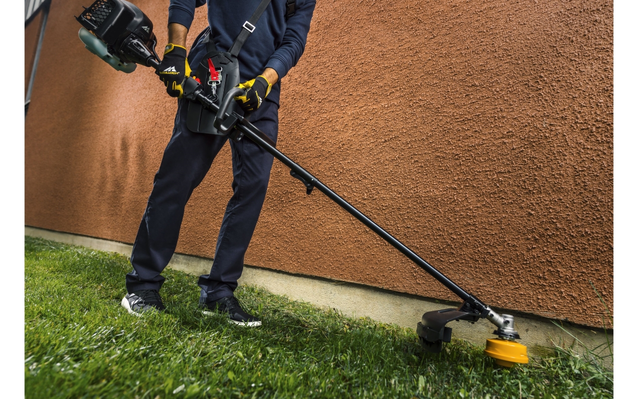 Brushcutter - HD Wallpaper 