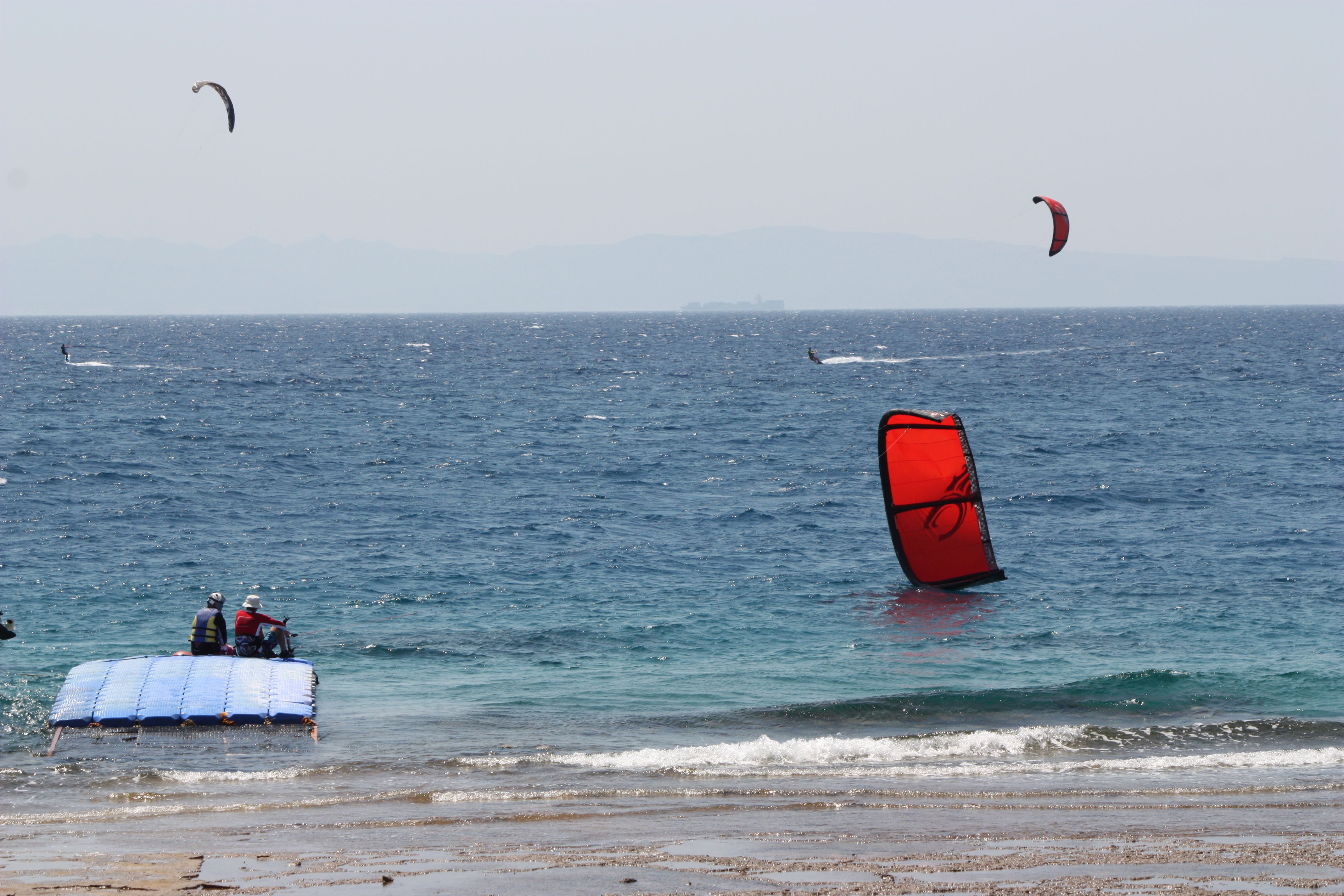Kitesurfing - HD Wallpaper 