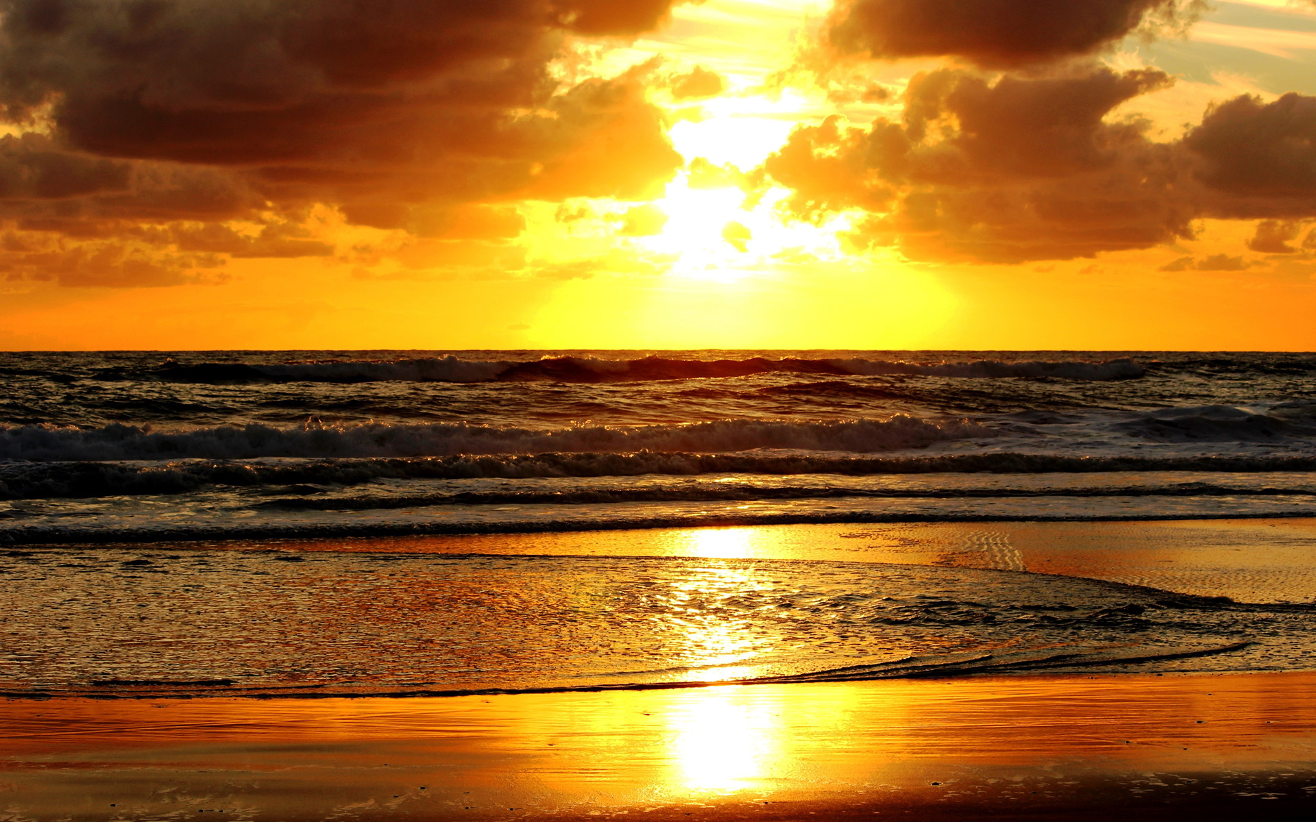 Most Downloaded Sunset Scenery Images - Beach Yellow Sunset - HD Wallpaper 