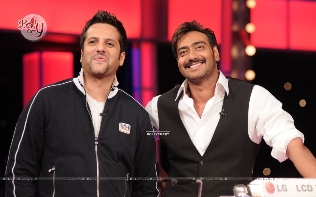 Ajay Devgan And Fardeen Khan Playing 10 Ka Dum Size - Event - HD Wallpaper 