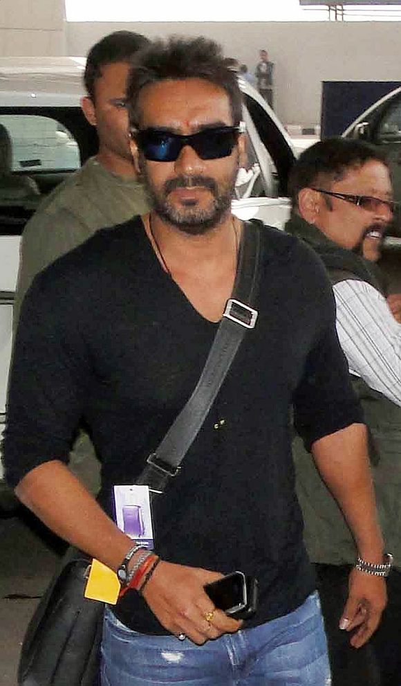 Ajay Devgan New - 580x991 Wallpaper Ajay Devgan New - 580x991 Wallpaper