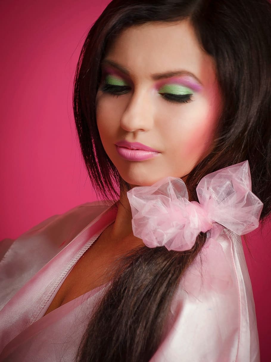 Woman Wearing Pink V-neck Shirt Photo, Barbie Girl, - Barbie Girl - HD Wallpaper 