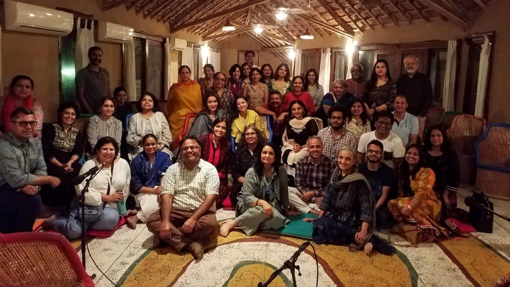 Convention - HD Wallpaper 