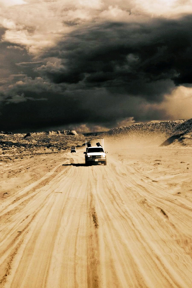 Desert Road Wallpaper - Road Desert - HD Wallpaper 
