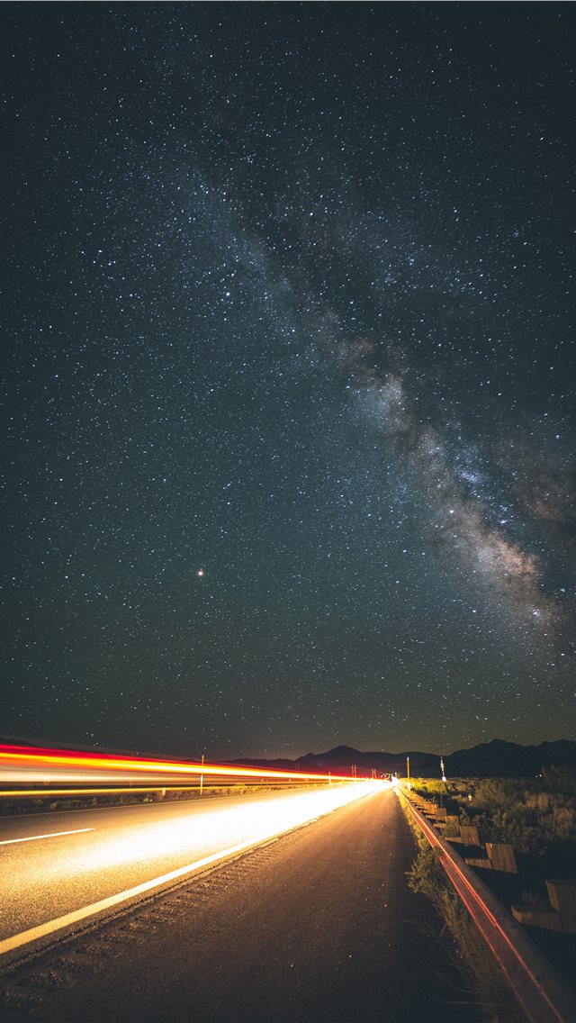 Empty Gray Concrete Road At Nighttime Iphone Wallpaper - Night Time Iphone 11 - HD Wallpaper 