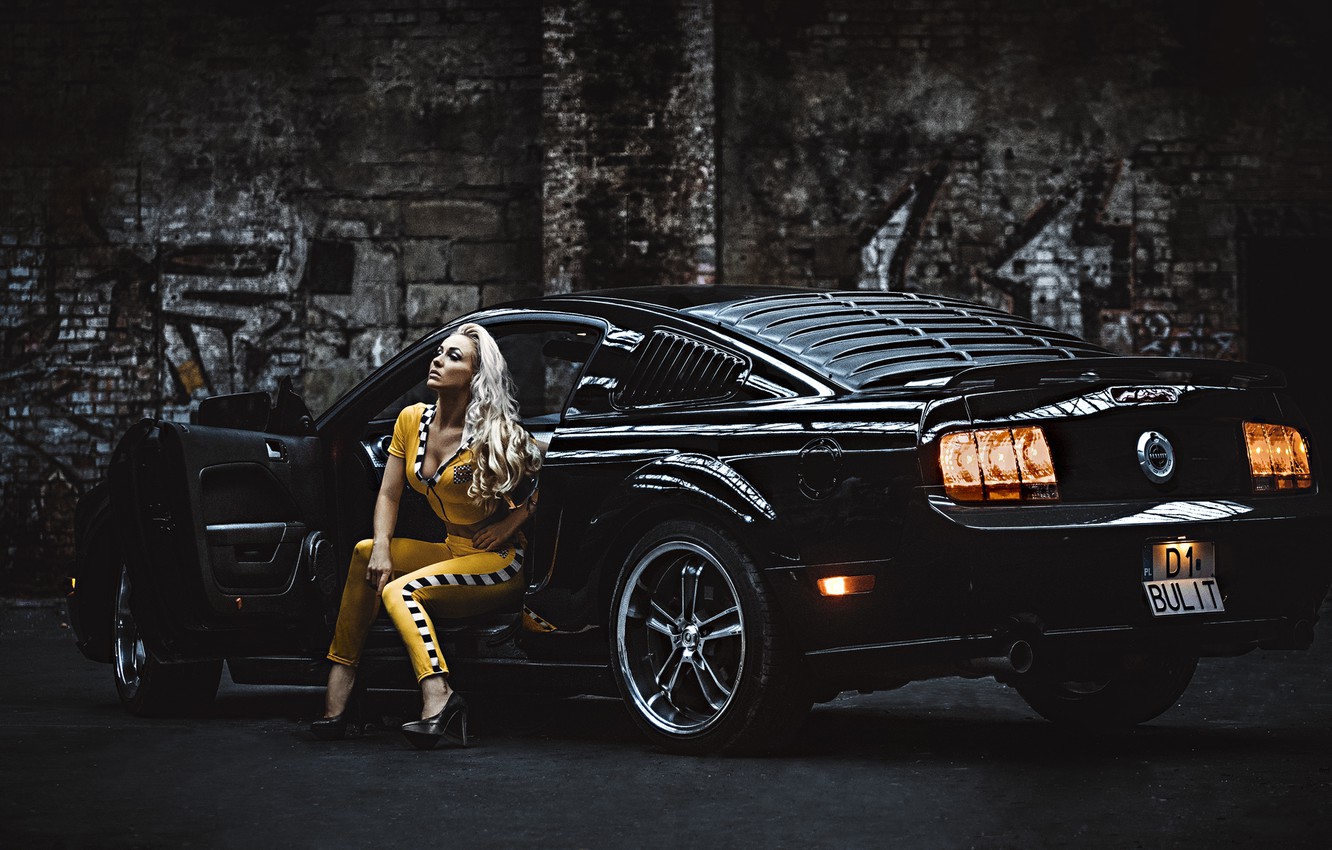 Photo Wallpaper Girl, Mustang, Ford, Blonde, Ford Mustang - Mustang Bullitt Girl - HD Wallpaper 