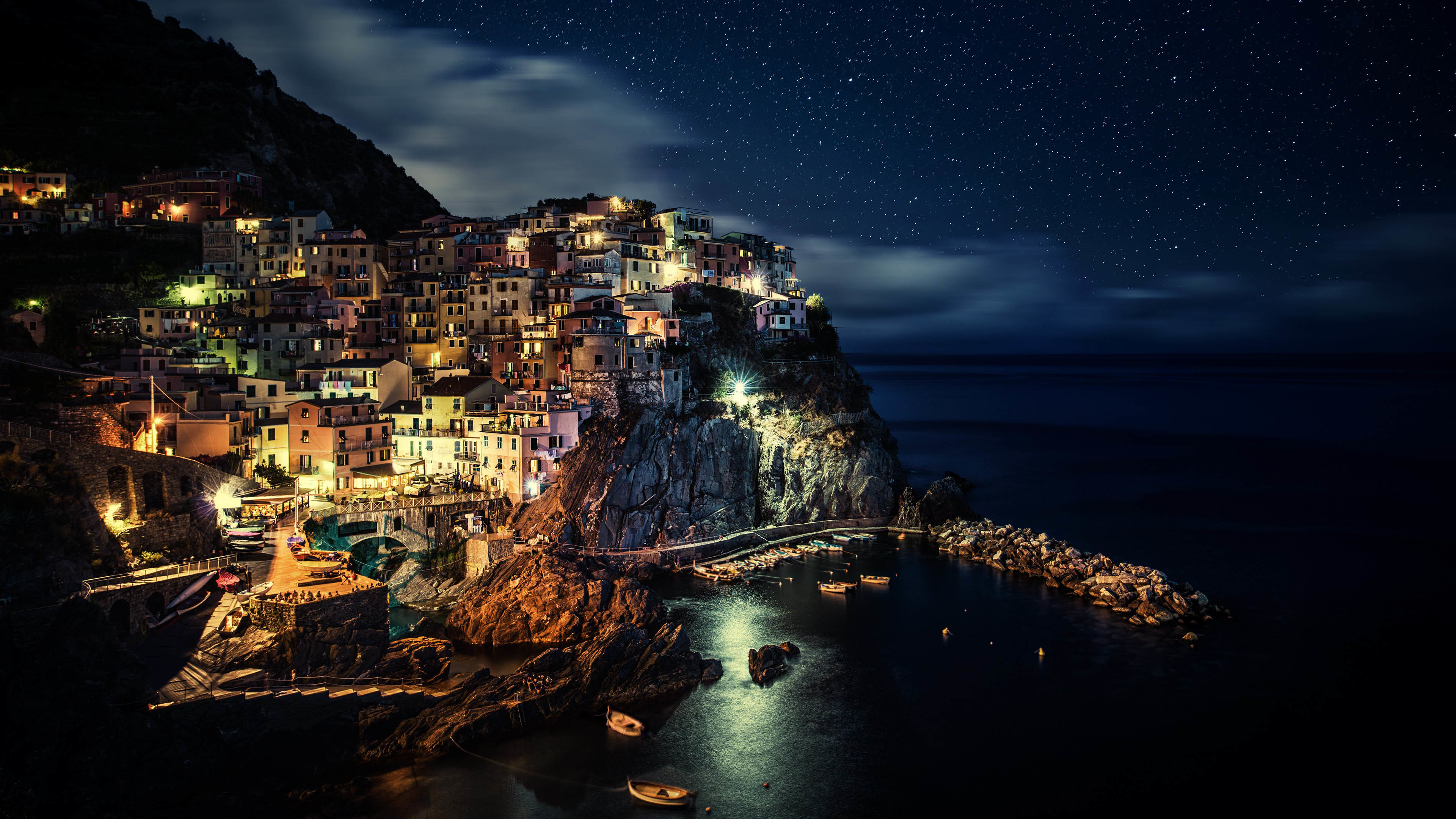 Beautiful Cinque Terre At Night Italy Wallpaper Manarola 3840x2160 Wallpaper Teahub Io