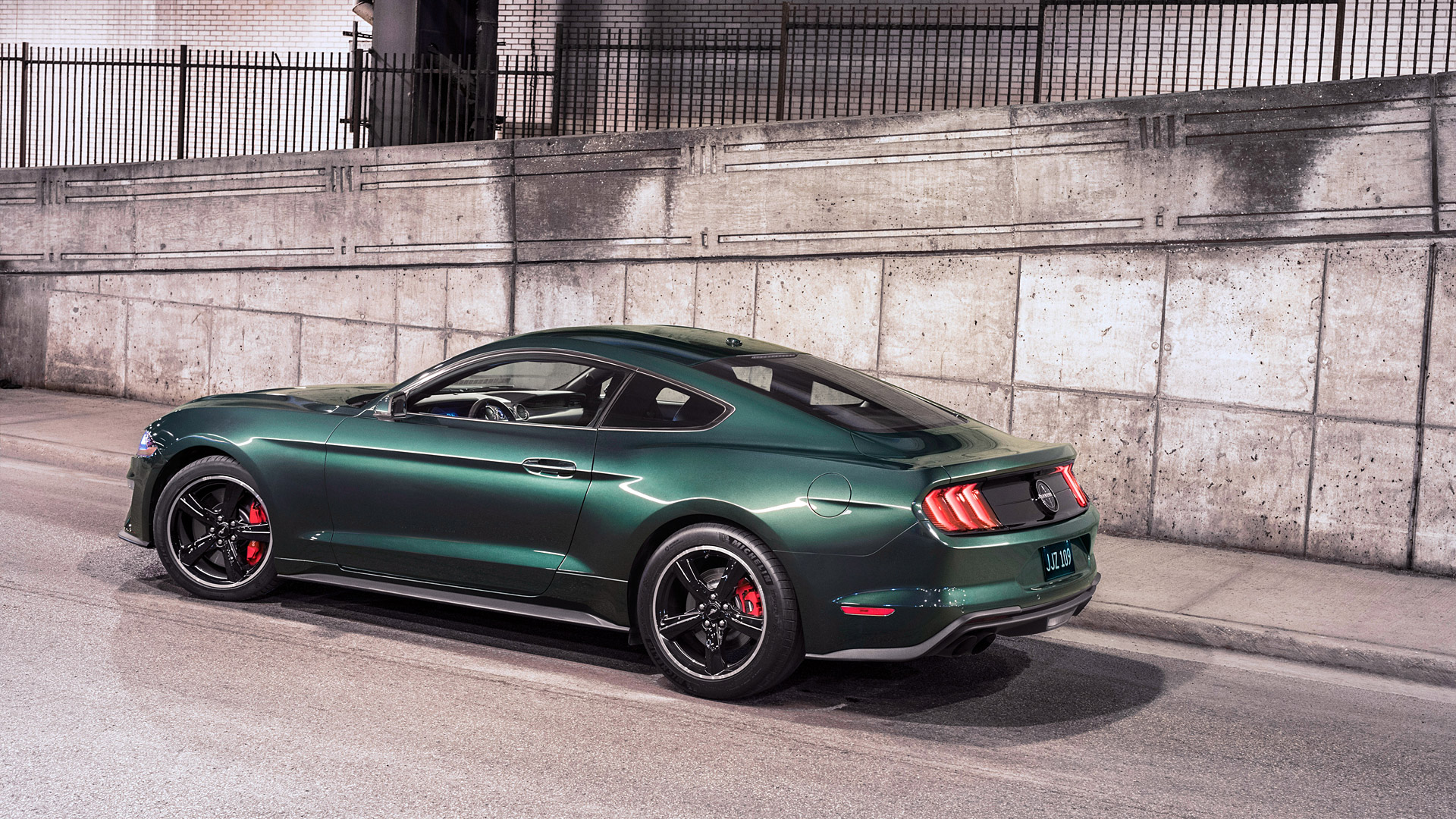 2019 Ford Mustang Bullitt - HD Wallpaper 