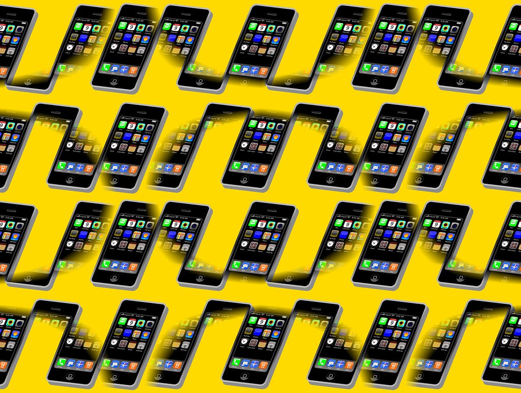 Feature Phone - HD Wallpaper 