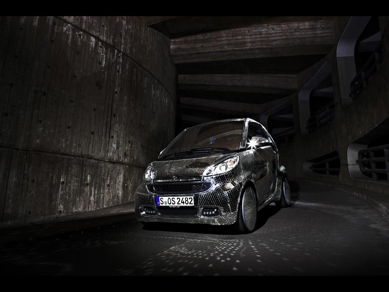 Smart Disco Fortwo - HD Wallpaper 