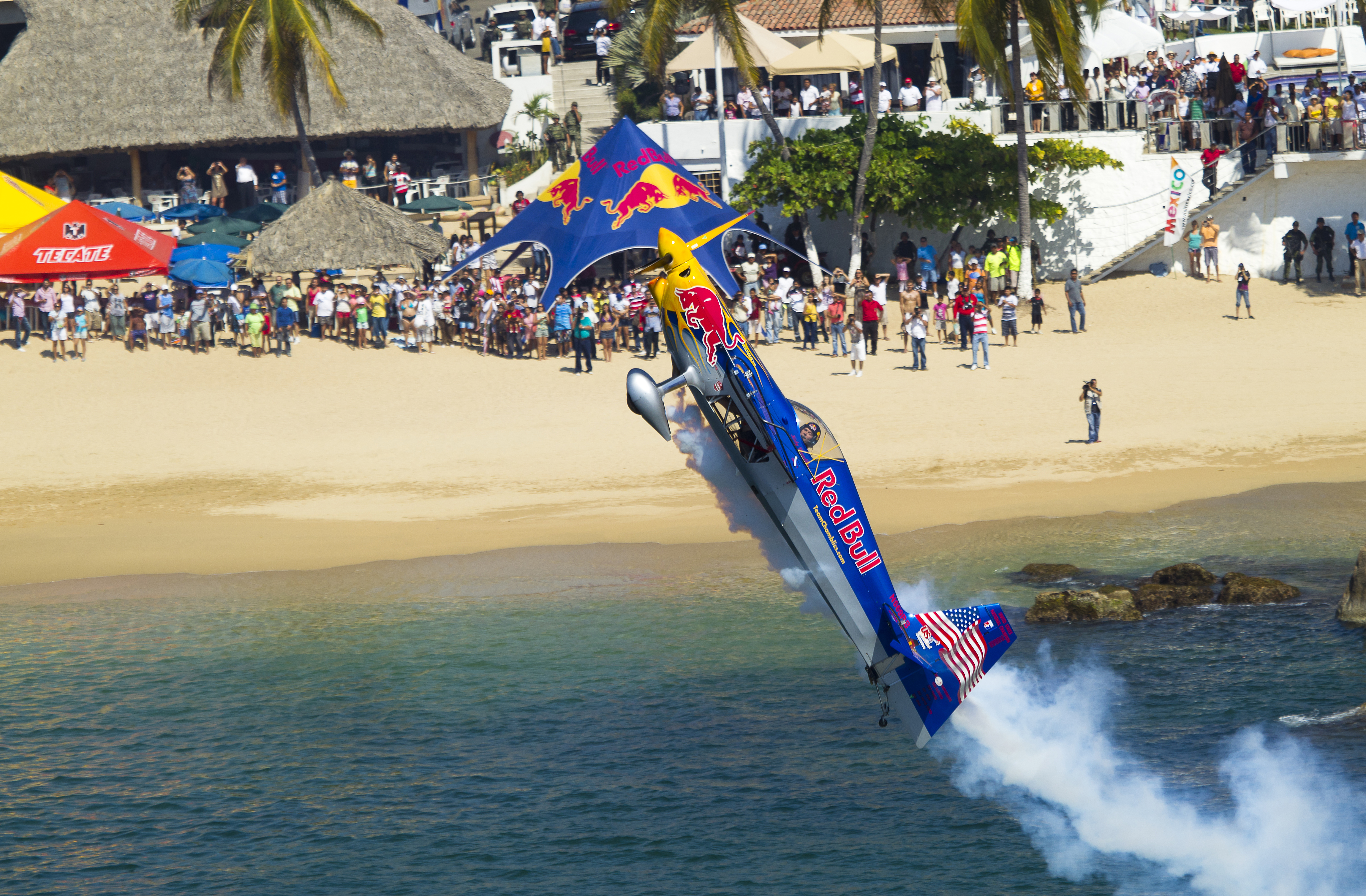 Red Bull Stunts - HD Wallpaper 