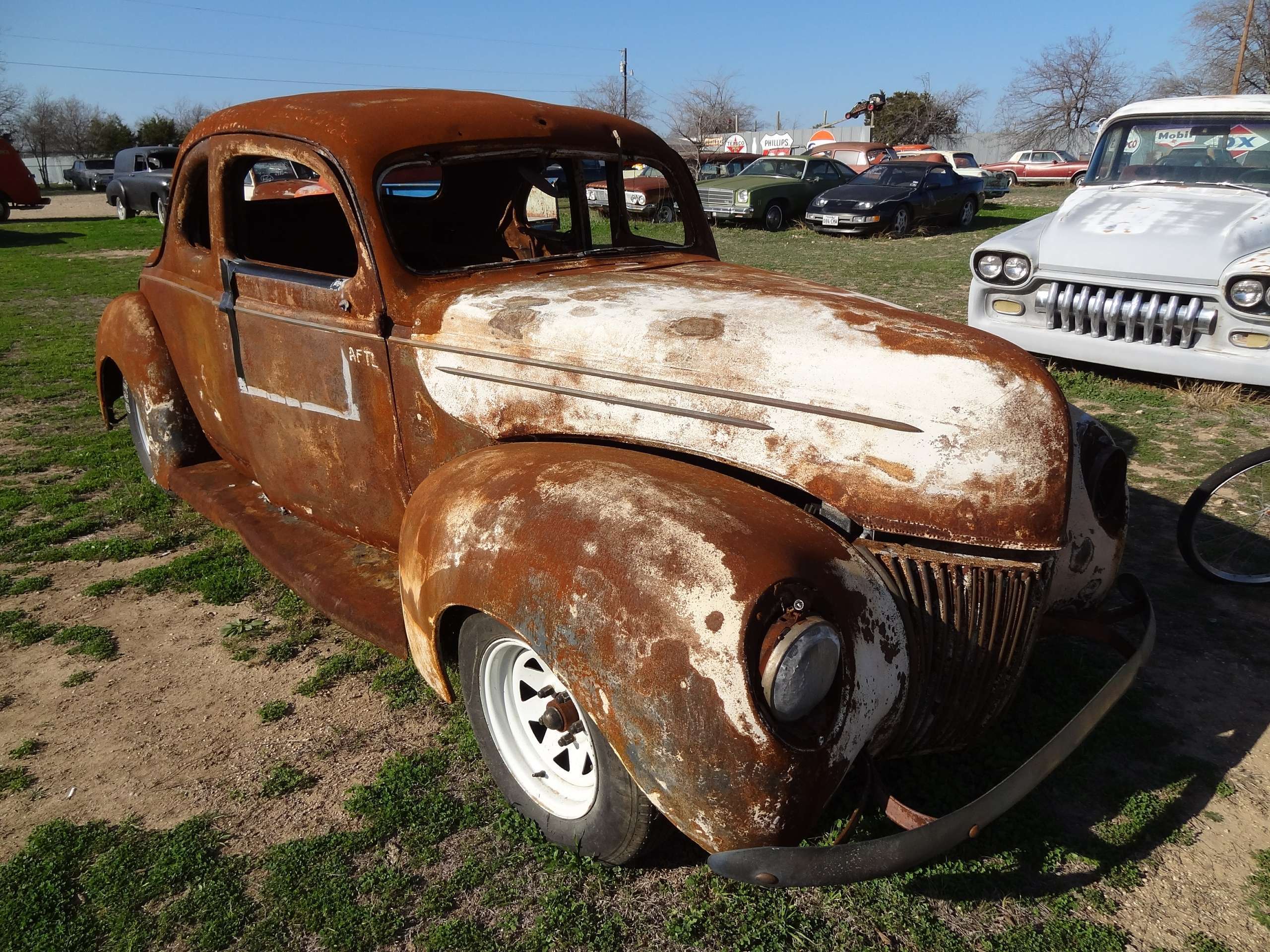 Antique Car - HD Wallpaper 