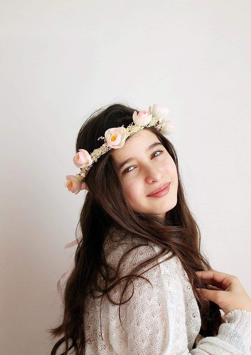 Girl With Flower Crown - HD Wallpaper 