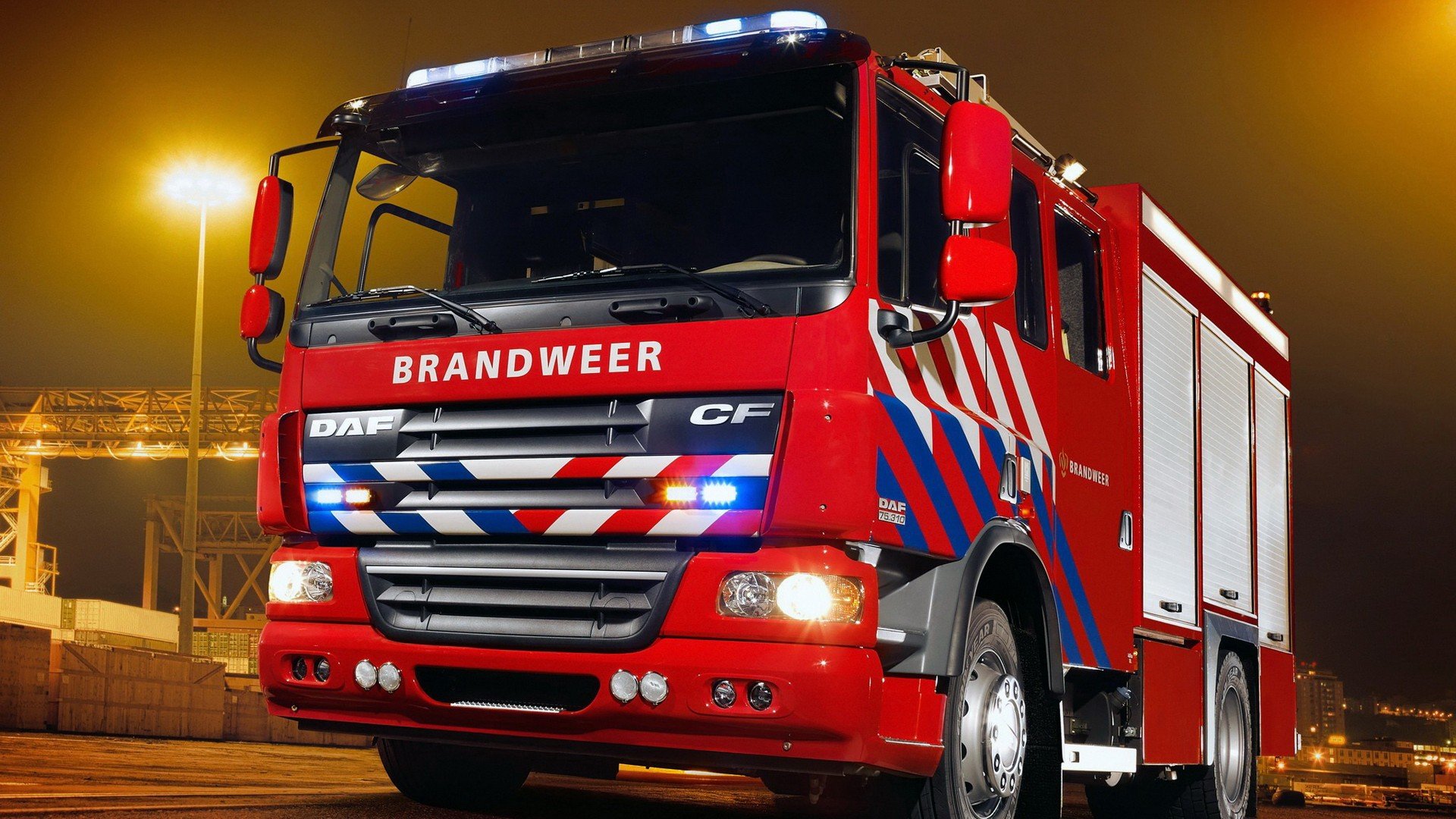 Fire Engine - HD Wallpaper 